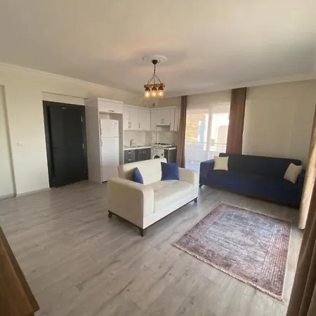 Splendid With Shared Pool In Daire