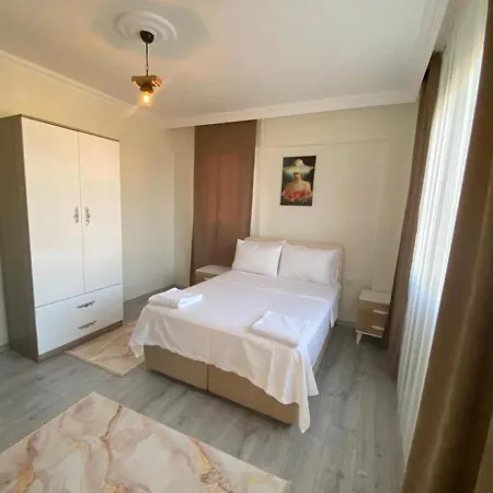 Daire Splendid With Shared Pool In