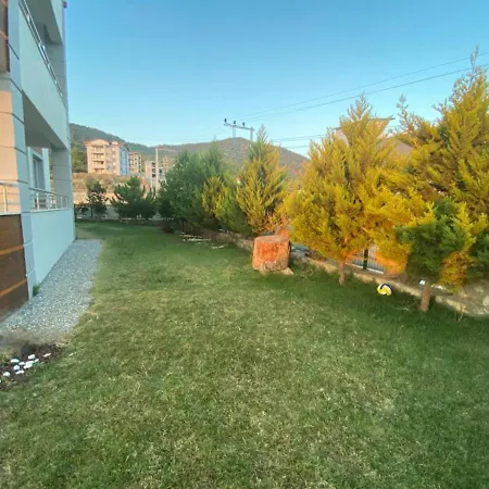 Daire Splendid With Shared Pool In *